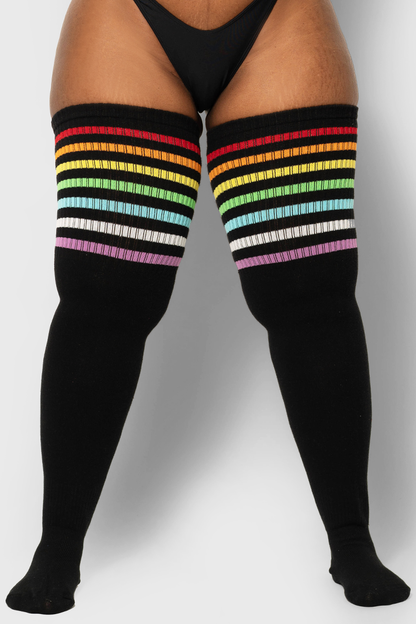 Thigh_Highs_Classic_Black_and_White_Pattern