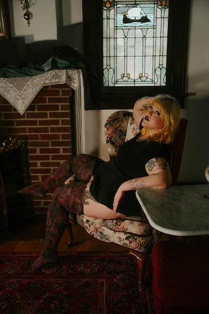 Artisan - Cottage Coven - Grave Romance