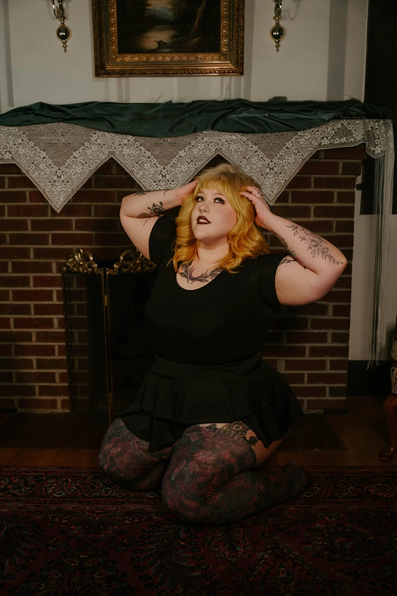 Artisan - Cottage Coven - Grave Romance