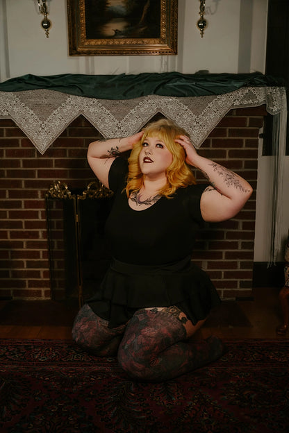 Artisan - Cottage Coven - Grave Romance